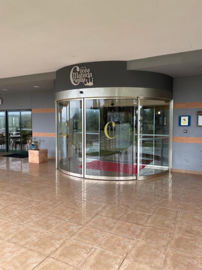 Hospedium Hotel Dona Mafalda De Castilla Plasencia Luaran gambar